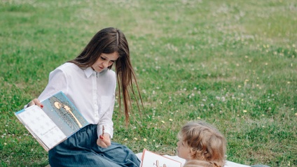 Product image for from School-at-Home Stress  to Confident Homeschool Mom:  the 2-Hour Deschooling Breakthrough