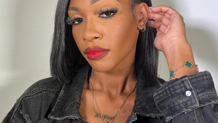 Product image for Natural No Eyeshadow Glam w/ Bold Red Lip, Product List + Foundation Chart