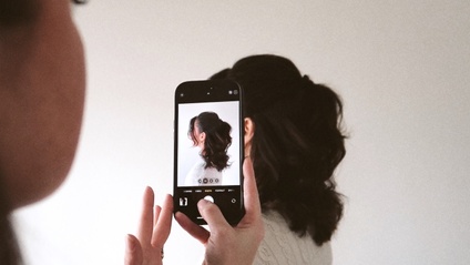 Product image for How To Get Great Content On A Wedding Day 
