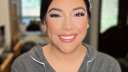 Product image for Matte Bridal Soft Glam Makeup Workshop