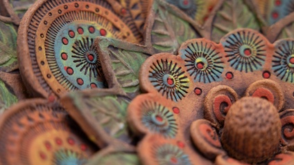 Product image for Decorating with Underglazes, Oxides and Slips on Textured Surfaces