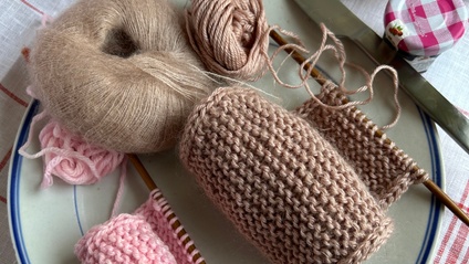 Product image for Sophie Scarf by PetiteKnit Knitting Tutorials