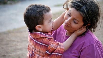 Product image for Holding the Littlest Ones: Supporting Infants and Toddlers in Foster and Kinship Care