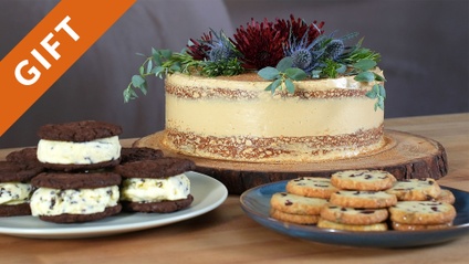 Product image for Delightful Holiday Desserts Gift