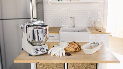 Product image for Starting a Sourdough Microbakery