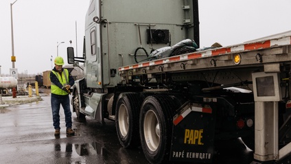 Product image for Trucking 101: How to Start a Trucking Company