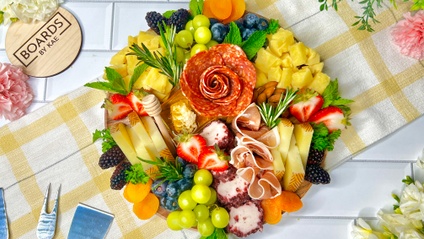 Product image for How to Make a Luxury Charcuterie Board