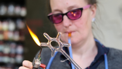 Product image for Kit Paulson Prerecorded Workshop, Bridging Strategies in Borosilicate Glass