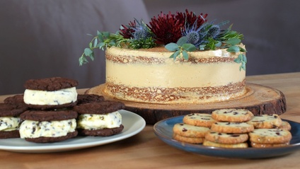 Product image for Delightful Holiday Desserts
