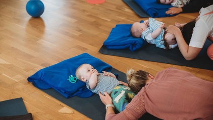 Product image for Teaching mum & baby yoga (10hrs CPD)