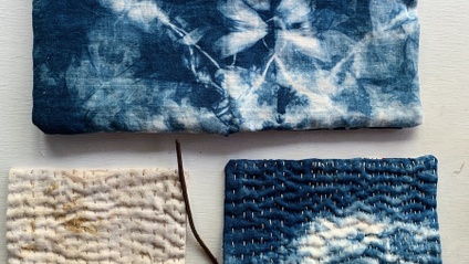 Product image for Two-pocket purse w' fold over flap