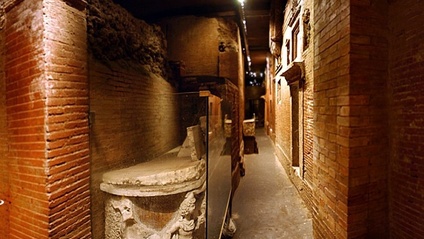 Product image for "A Treasure of History and Faith under St. Peters Basilica: the Vatican Necropolis and the Tomb of Peter"