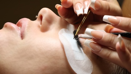 Product image for The 6 Figure Volume Lash Artist Course