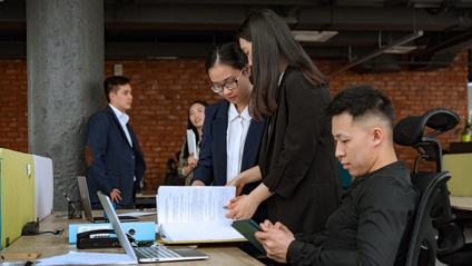 Product image for How to use Slack to develop a business project?