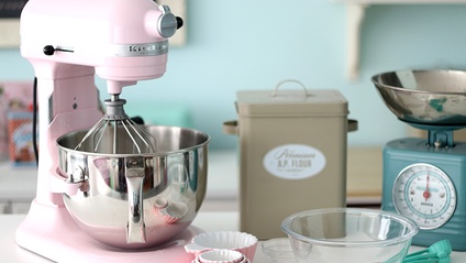 Product image for The Basics of Fabulous Cakes