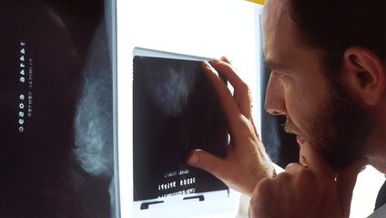 Product image for Interpretation of 2D Dental Radiographs – A systematic approach.