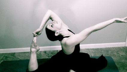 Product image for Yoga for Dancers: Hips, Core, Flow