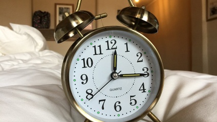 Product image for Free guide to saving time: waste less time & live better