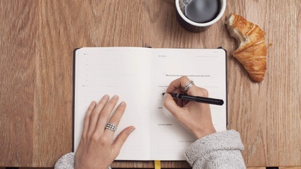 Product image for How to start a Gratitude Journal - step by step course to create your journal at home