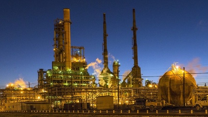 Product image for Petroleum Refining - Complete Guide to Products & Processes