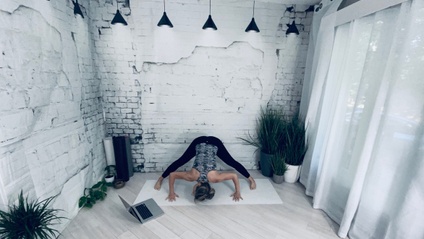 Product image for Live Hatha Yoga Classes With Video Library