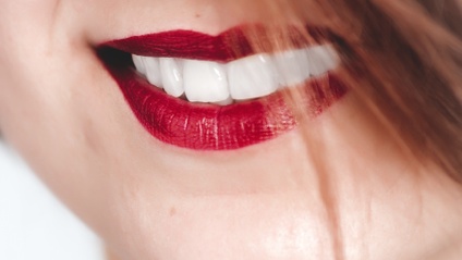Product image for Feeling Good about yourself when you give the patient their New Smile in Composite Resin - Tips to get you started