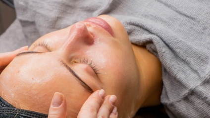 Product image for B.B glow + kemisk peeling