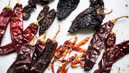 Product image for Some Like It Hot: Chilies, Peppers, Roots and More