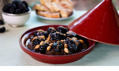 Product image for Moroccan Beef and Prunes Tagine - Lhem bel berkouk