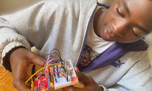 Product image for ROBOTICS: Beginner Arduino Robotics for kids