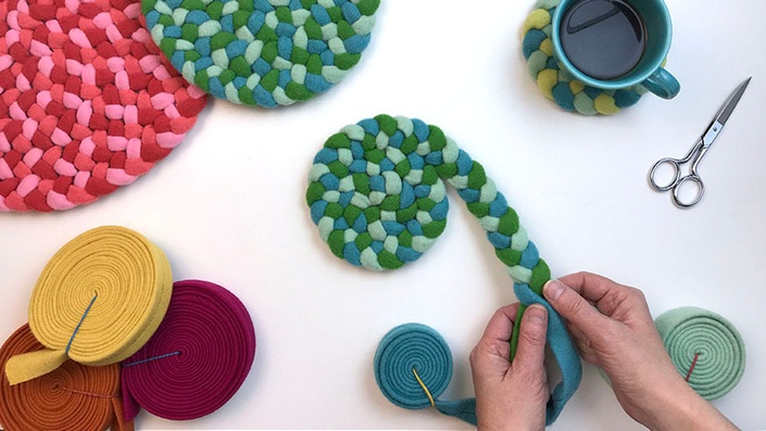 Got Wool? This Braided Mug Rug Project Will Help Use Up Your Stash