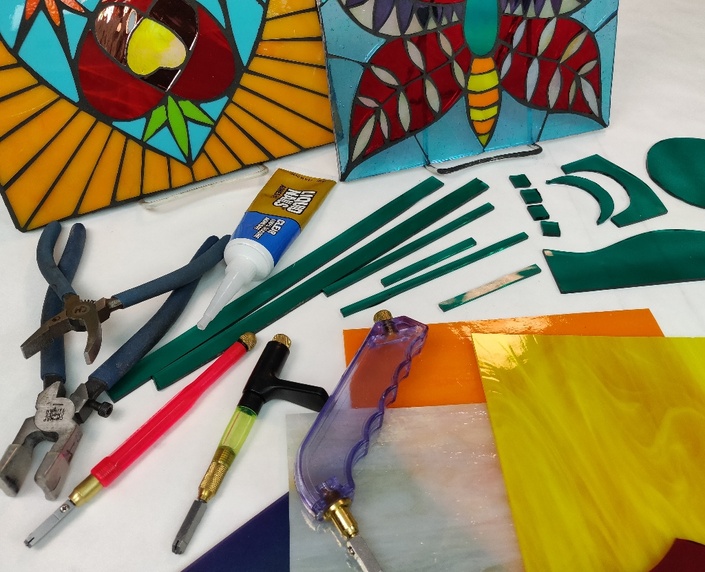 Tools and Materials for Creating Micro Mosaics Pendants with Mireille  Swinnen for Mosaic Arts Online - di Mosaico