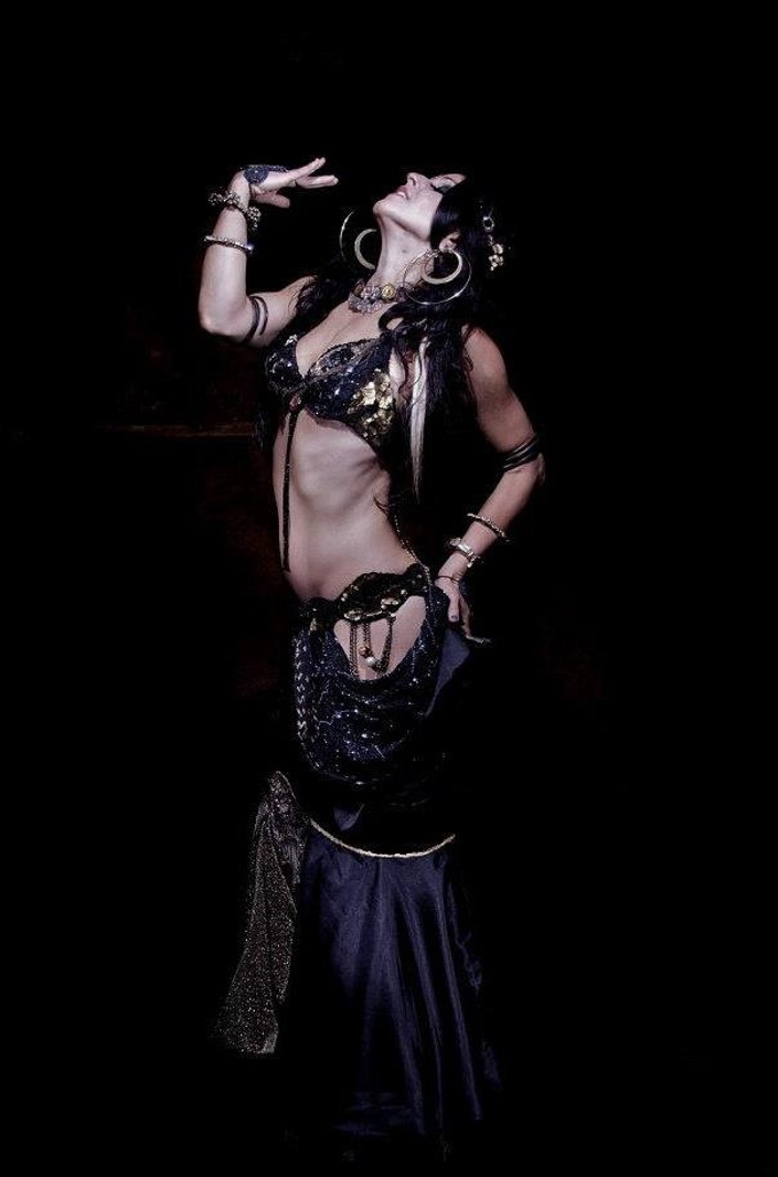 Tribal fusion Belly dance